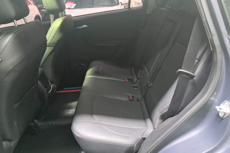 Used BYD Song 2021 Classic Edition 1.5T Automatic Elite Model Left Rear Seat