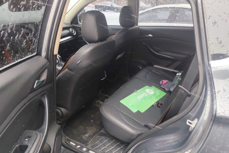 Used BYD Song 2021 Classic Edition 1.5T Automatic Elite Model Left Rear Seat
