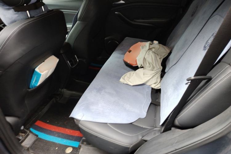 Used BYD Song 2021 Classic Edition 1.5T Manual Luxury Model Left Rear Seat