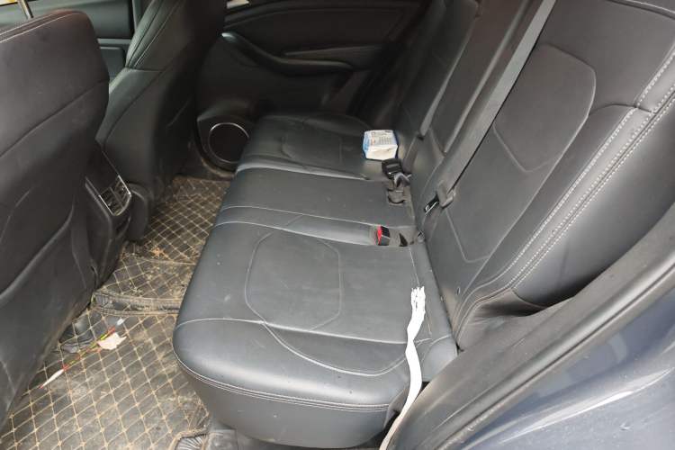 Used BYD Song 2021 Classic Edition 1.5T Automatic Elite Model Left Rear Seat