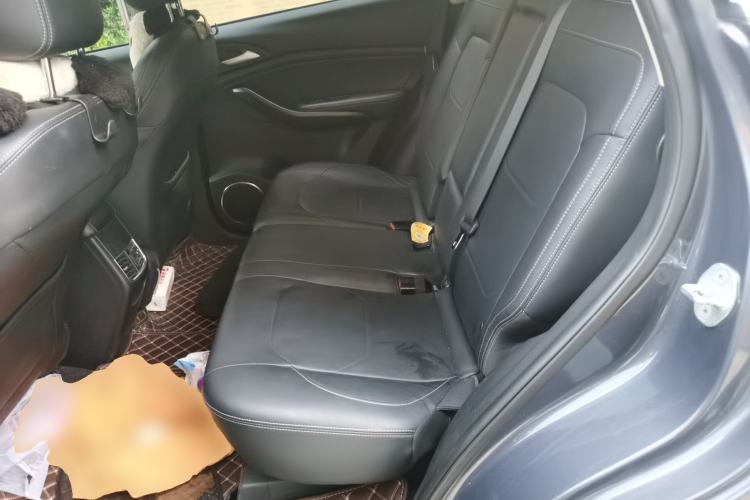 Used BYD Song 2021 Classic Edition 1.5T Automatic Elite Model Left Rear Seat