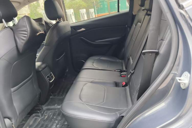 Used BYD Song 2021 Classic Edition 1.5T Automatic Elite Model Left Rear Seat