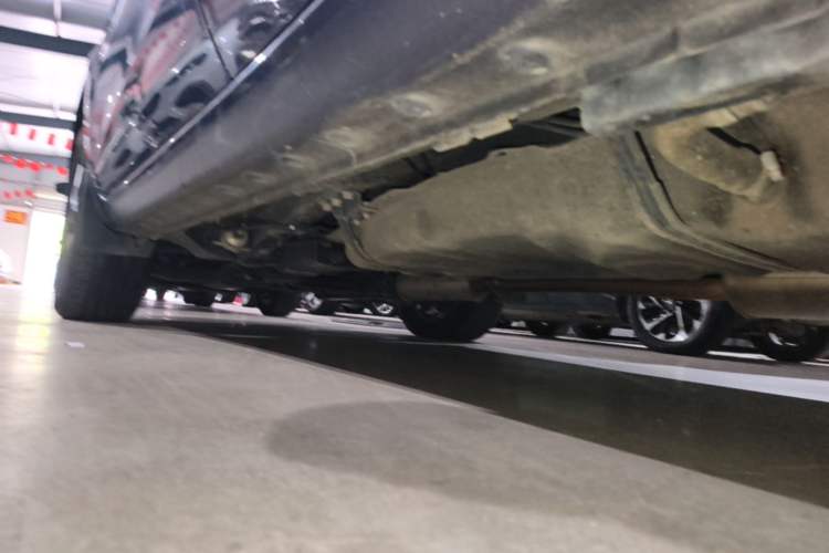 Used BYD Song 2021 Classic Edition 1.5T Automatic Elite Model Left Side Sill