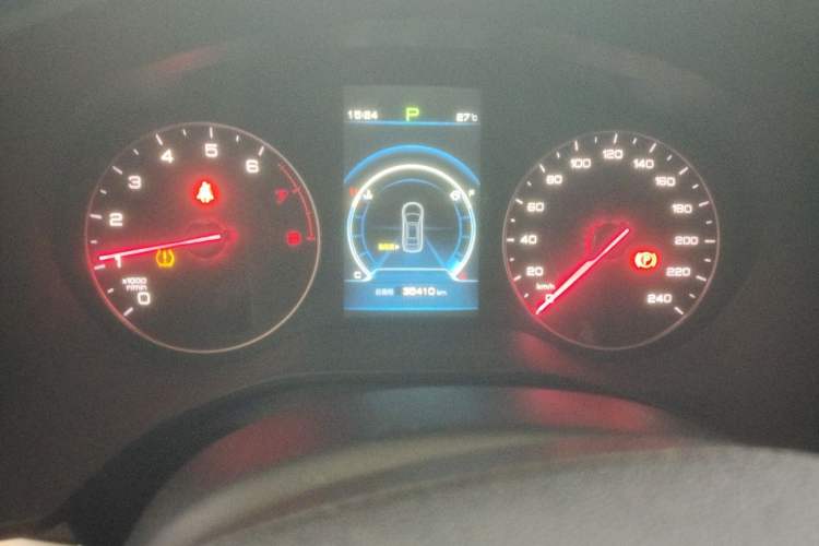 Used BYD Song 2021 Classic Edition 1.5T Automatic Elite Model Odometer Close Up