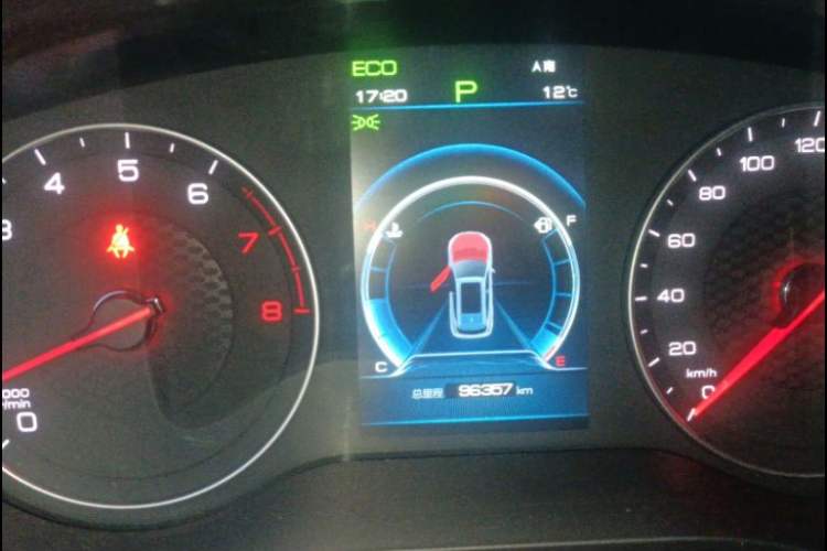 Used BYD Song 2021 Classic Edition 1.5T Automatic Luxury Model Odometer Close Up
