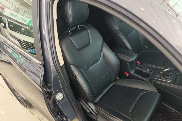 Used BYD Song 2021 Classic Edition 1.5T Automatic Elite Model Right Front Seat