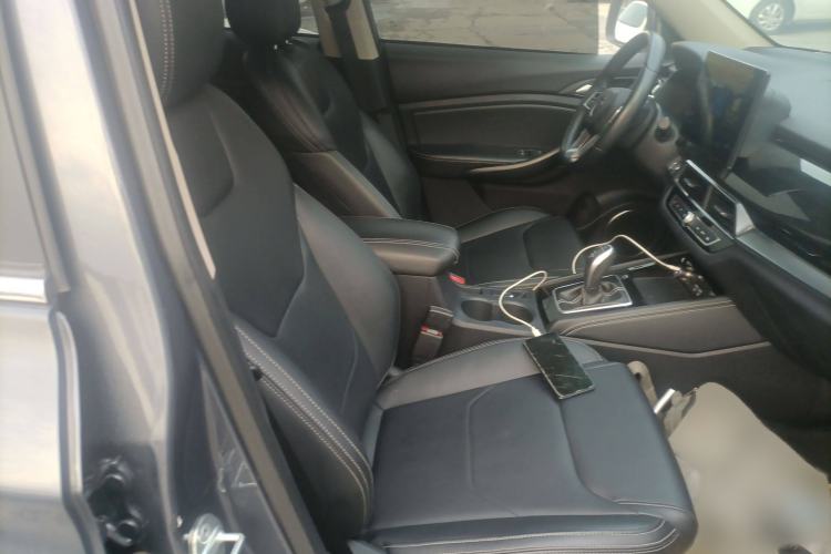 Used BYD Song 2021 Classic Edition 1.5T Automatic Luxury Model Right Front Seat