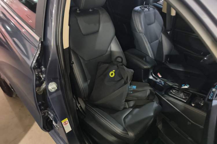 Used BYD Song 2021 Classic Edition 1.5T Automatic Elite Model Right Front Seat