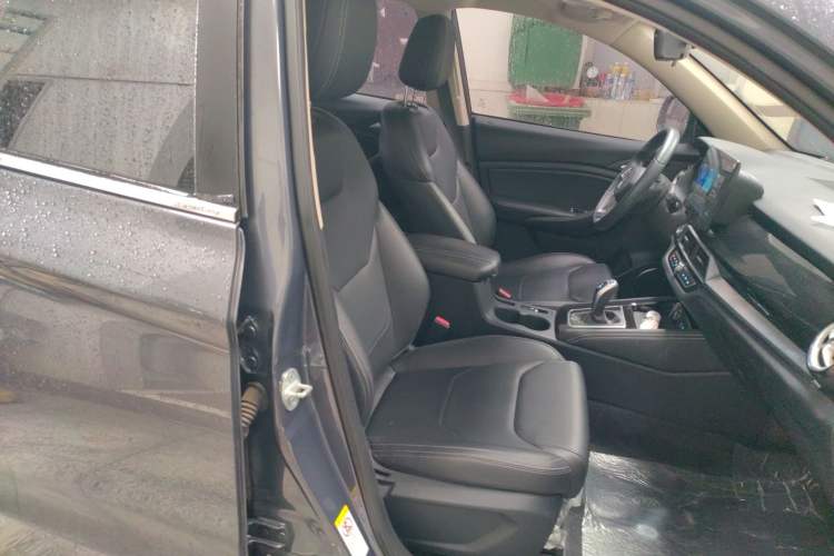 Used BYD Song 2021 Classic Edition 1.5T Automatic Elite Model Right Front Seat