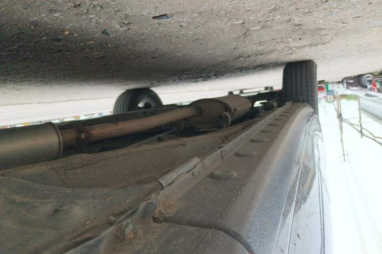 Used BYD Song 2021 Classic Edition 1.5T Manual Luxury Model Right Side Sill