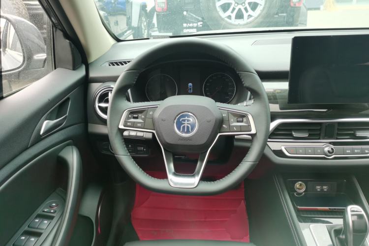 Used BYD Song 2021 Classic Edition 1.5T Automatic Elite Model Steering Wheel