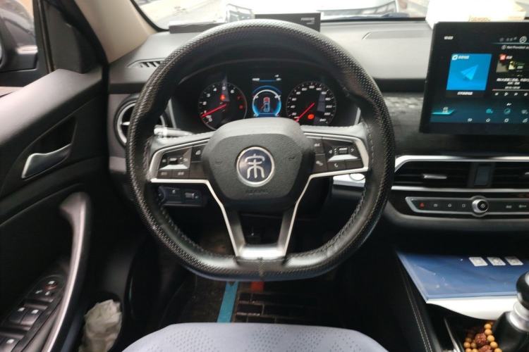 Used BYD Song 2021 Classic Edition 1.5T Manual Luxury Model Steering Wheel