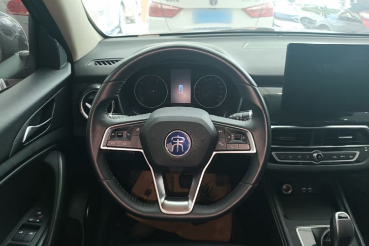 Used BYD Song 2021 Classic Edition 1.5T Automatic Elite Model Steering Wheel