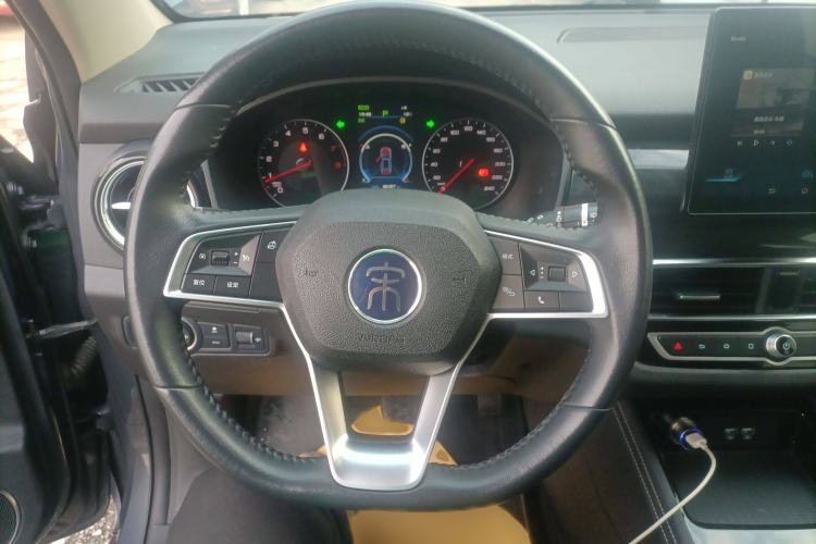 Used BYD Song 2021 Classic Edition 1.5T Automatic Luxury Model Steering Wheel