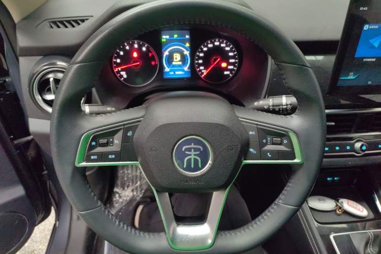 Used BYD Song 2021 Classic Edition 1.5T Automatic Elite Model Steering Wheel