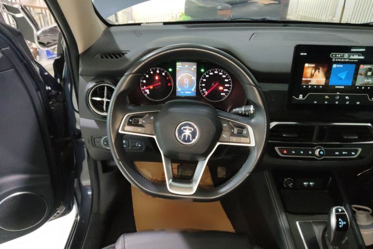Used BYD Song 2021 Classic Edition 1.5T Automatic Elite Model Steering Wheel