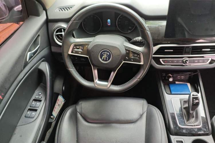 Used BYD Song 2021 Classic Edition 1.5T Automatic Elite Model Steering Wheel