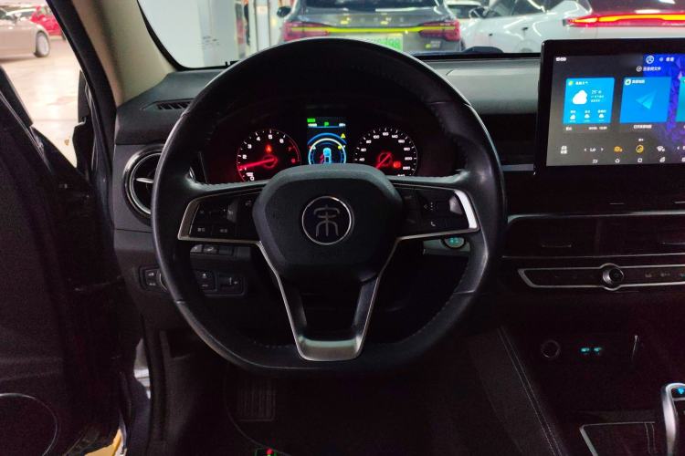 Used BYD Song 2021 Classic Edition 1.5T Automatic Luxury Model Steering Wheel