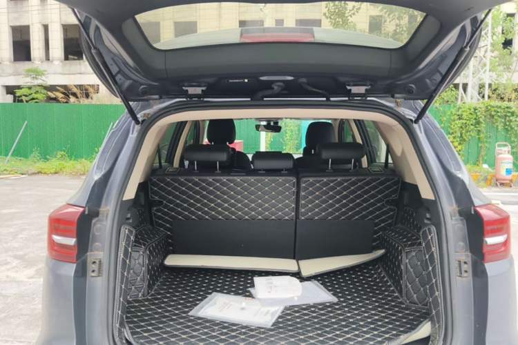 Used BYD Song 2021 Classic Edition 1.5T Automatic Elite Model Trunk
