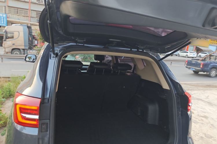 Used BYD Song 2021 Classic Edition 1.5T Automatic Elite Model Trunk