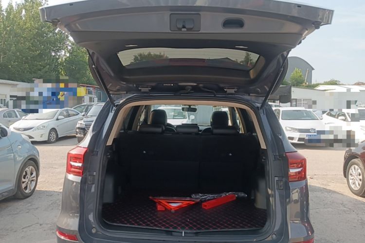 Used BYD Song 2021 Classic Edition 1.5T Manual Luxury Model Trunk