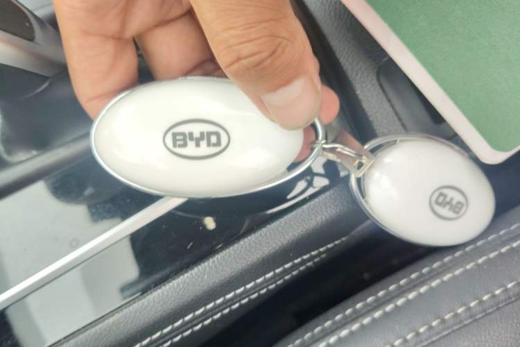 Used BYD Song 2021 Classic Edition 1.5T Automatic Elite Model Vehicle Key
