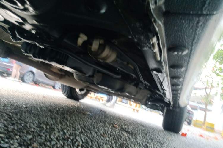 Used BYD Song 2021 Classic Edition 1.5T Automatic Elite Model Chassis Front Left