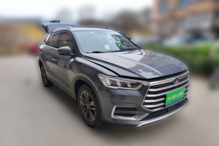 Used BYD Song 2021 Classic Edition 1.5T Automatic Elite Model Front Right 45 Deg