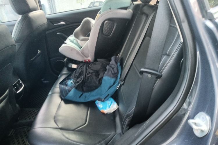 Used BYD Song 2021 Classic Edition 1.5T Automatic Elite Model Left Rear Seat