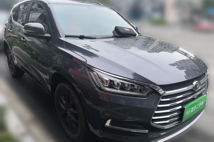 Used BYD Song 2021 Classic Edition 1.5T Automatic Elite Model Front Right 45 Deg