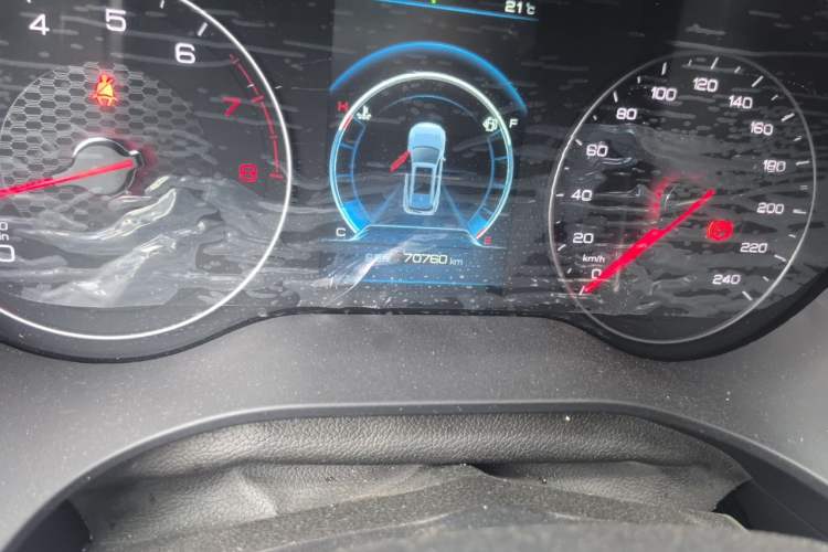 Used BYD Song 2021 Classic Edition 1.5T Automatic Elite Model Odometer Close Up