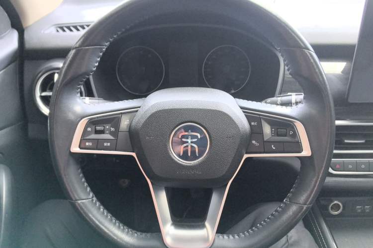 Used BYD Song 2021 Classic Edition 1.5T Manual Luxury Model Steering Wheel