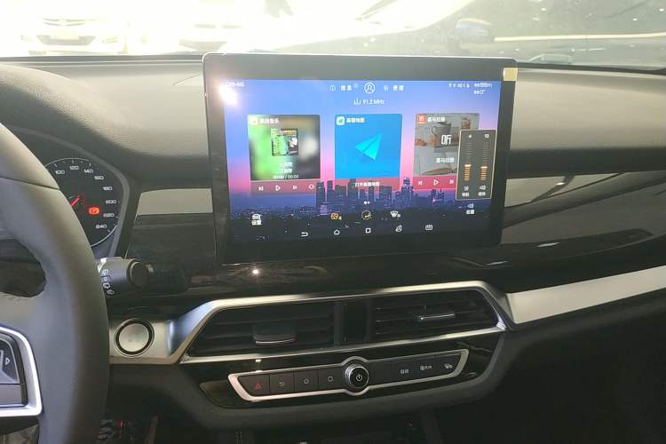 Used BYD Song 2021 Classic Edition 1.5T Automatic Elite Model Audio And AC Panel