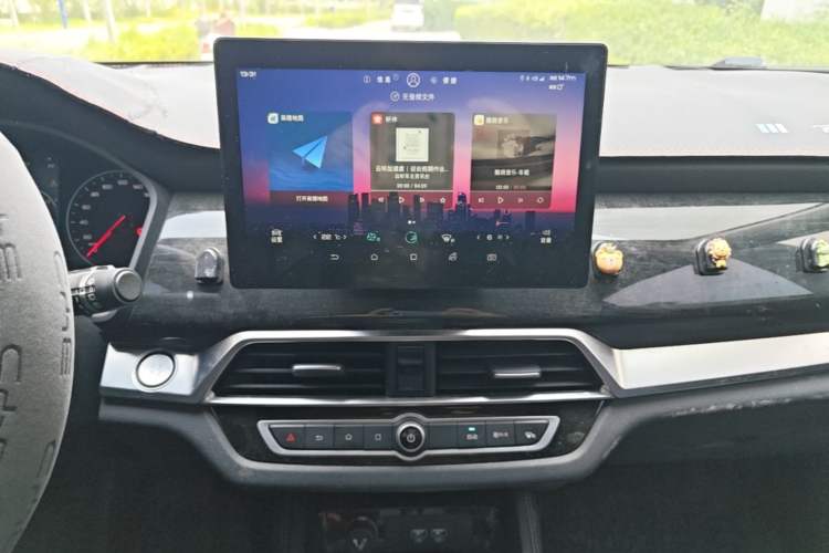 Used BYD Song 2021 Classic Edition 1.5T Automatic Elite Model Audio And AC Panel