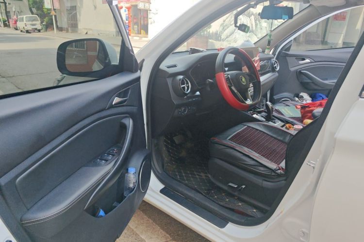 Used BYD Song 2021 Classic Edition 1.5T Automatic Luxury Model Driver Seat