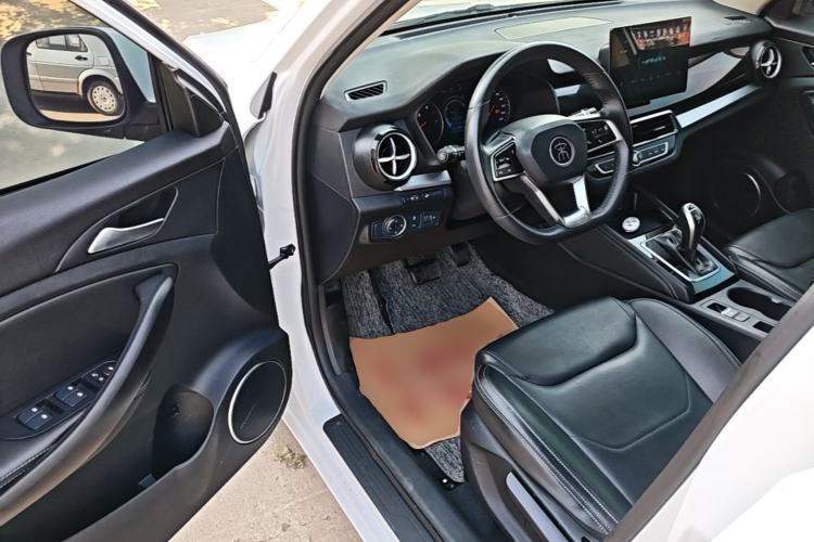 Used BYD Song 2021 Classic Edition 1.5T Automatic Elite Model Driver Seat