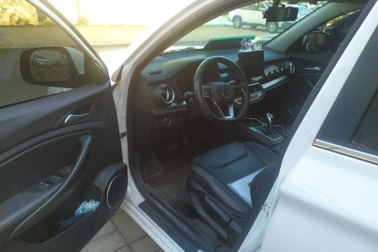 Used BYD Song 2021 Classic Edition 1.5T Automatic Elite Model Driver Seat