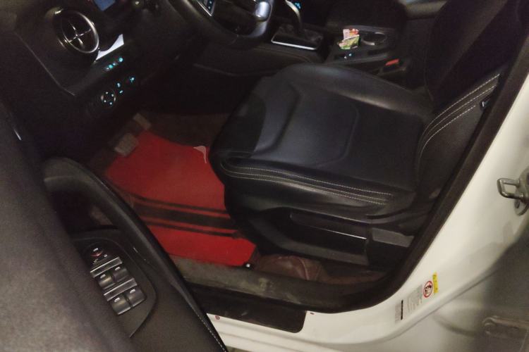 Used BYD Song 2021 Classic Edition 1.5T Automatic Elite Model Driver Seat