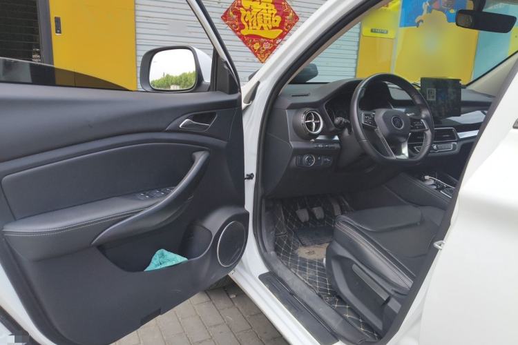Used BYD Song 2021 Classic Edition 1.5T Manual Luxury Model Driver Seat