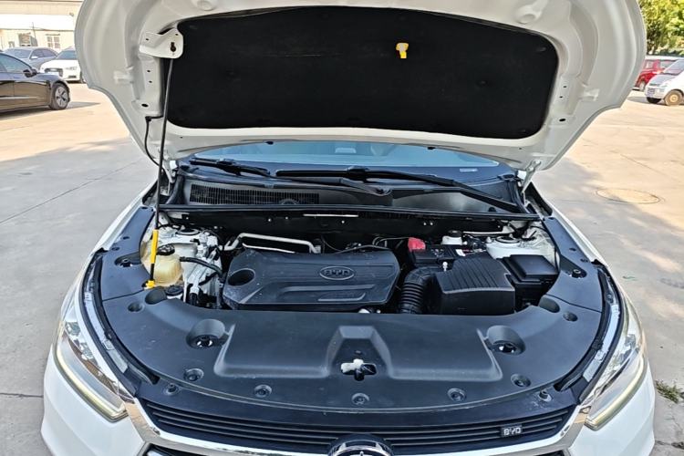 Used BYD Song 2021 Classic Edition 1.5T Automatic Elite Model Engine Bay