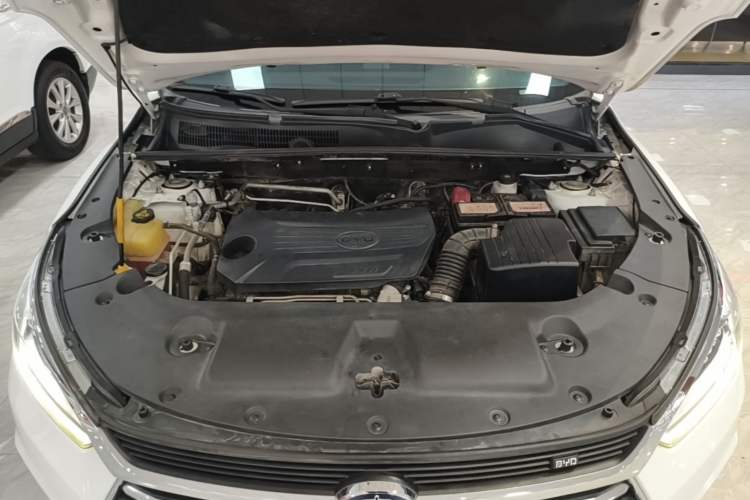 Used BYD Song 2021 Classic Edition 1.5T Automatic Elite Model Engine Bay