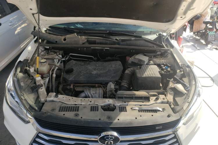 Used BYD Song 2021 Classic Edition 1.5T Automatic Elite Model Engine Bay