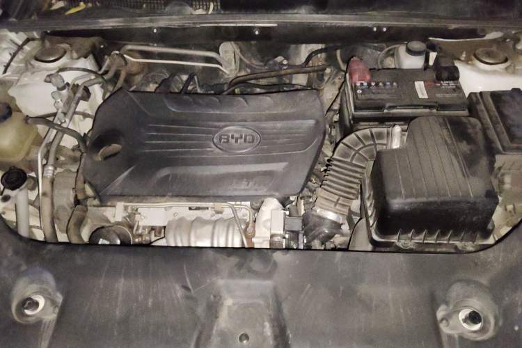Used BYD Song 2021 Classic Edition 1.5T Automatic Elite Model Engine Bay