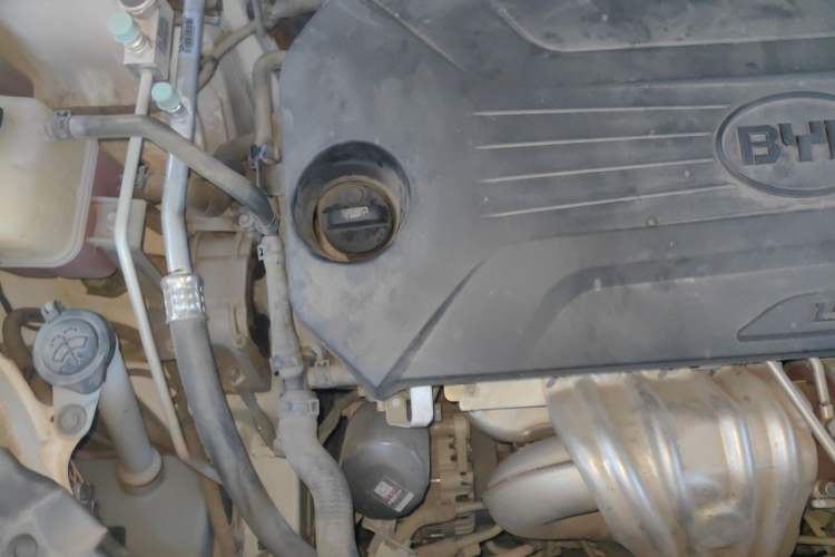 Used BYD Song 2021 Classic Edition 1.5T Manual Luxury Model Engine Bay Right