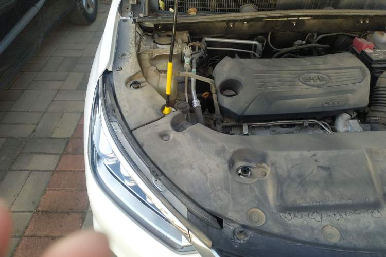 Used BYD Song 2021 Classic Edition 1.5T Automatic Elite Model Engine Bay Right
