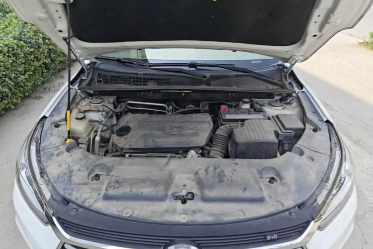 Used BYD Song 2021 Classic Edition 1.5T Automatic Elite Model Engine Bay