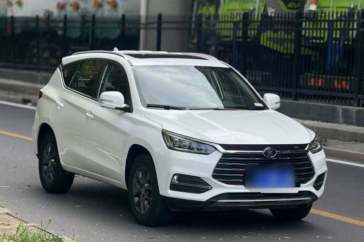 Used BYD Song 2021 Classic Edition 1.5T Automatic Luxury Model Exterior 2