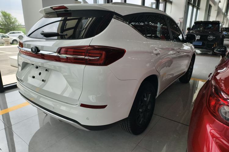 Used BYD Song 2021 Classic Edition 1.5T Automatic Elite Model Exterior 3