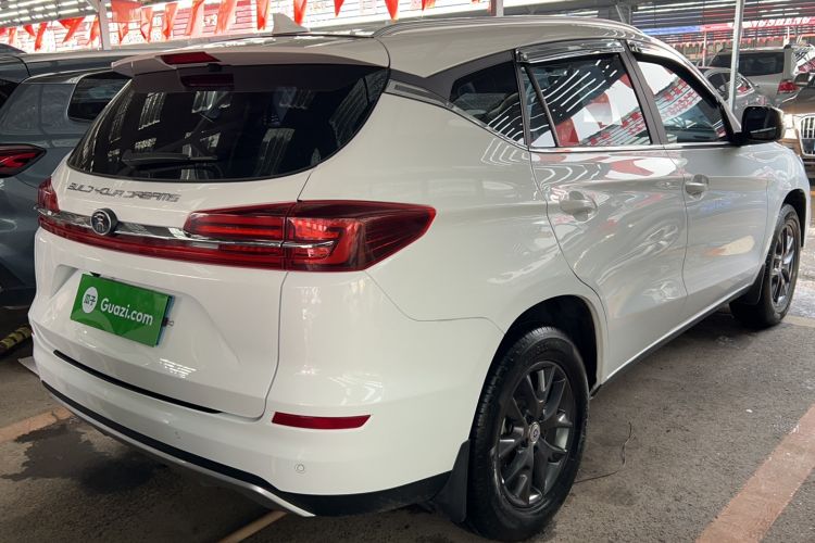 Used BYD Song 2021 Classic Edition 1.5T Automatic Luxury Model Exterior 3