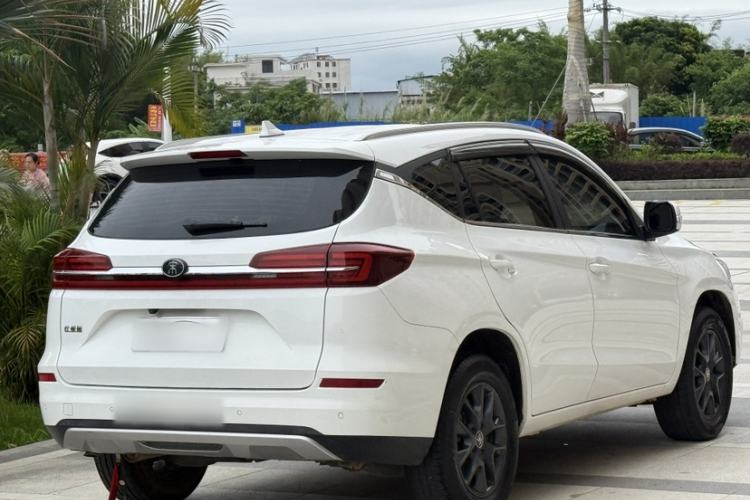 Used BYD Song 2021 Classic Edition 1.5T Automatic Elite Model Exterior 3